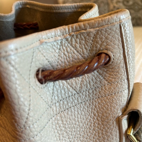 Vintage Dooney & Bourke Webster Bucket Bag in Bone - Picture 12 of 16